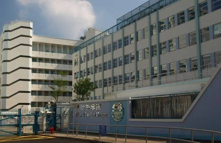 內(nèi)地學(xué)生如何在香港讀國際學(xué)校（內(nèi)地學(xué)生怎么去香港上學(xué)）